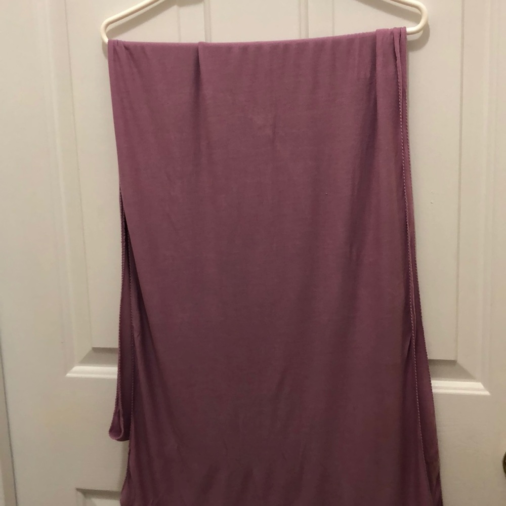 Women’s accessories/ 18”x76”lavender scarf